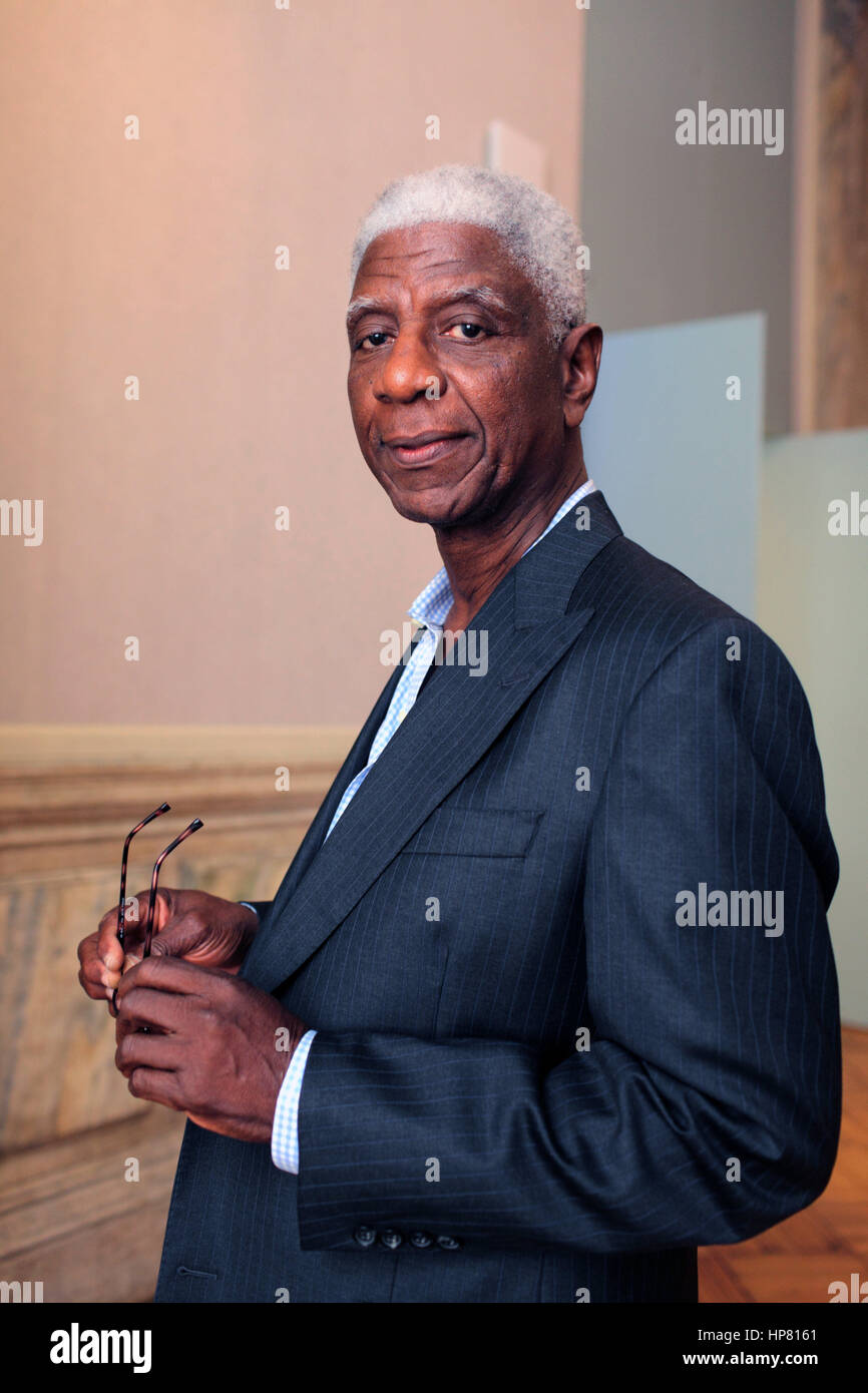 Nsukka celebrates contemporary African artist, El Anatsui, unveils landmark book